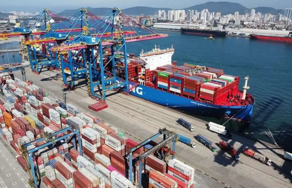 portos-brasileiros-batem-recorde-historico-de-movimentacao-no-3o-trimestre-de-2025