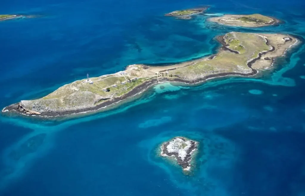 estudo-revela-poluicao-por-plastico-em-abrolhos-(ba),-referencia-da-conservacao-marinha-no-brasil