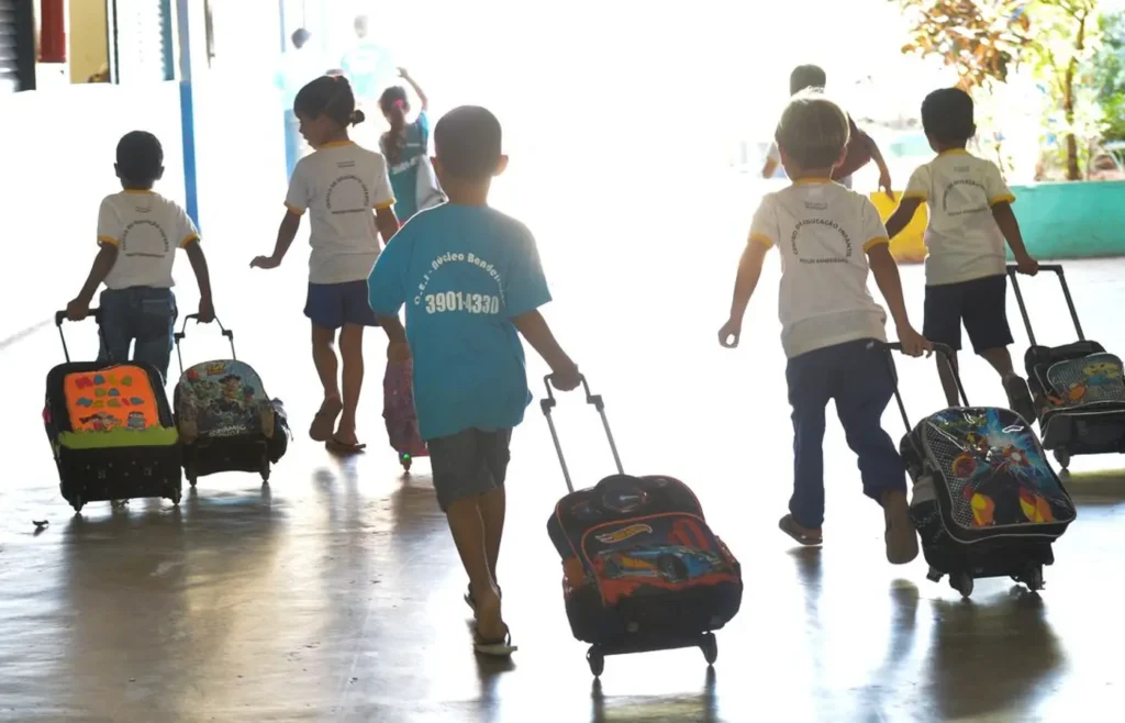 falta-de-vagas-em-creches-atinge-mais-de-50%-das-redes-municipais