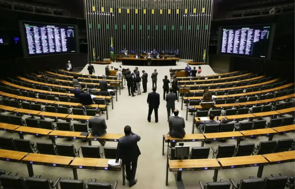 camara-aprova-segundo-projeto-de-regulamentacao-da-reforma-tributaria