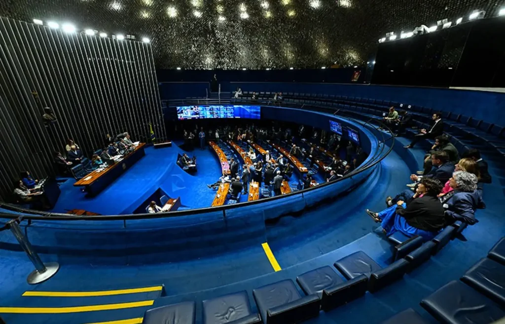 senado-autoriza-mais-de-r$-1,3-bilhao-para-banda-larga-e-servicos-digitais