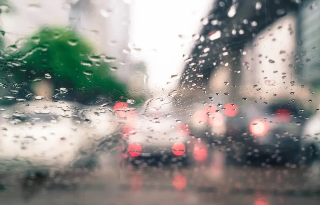 verao-comeca-neste-domingo-(21)-com-calor-intenso-e-chuvas-irregulares-pelo-pais