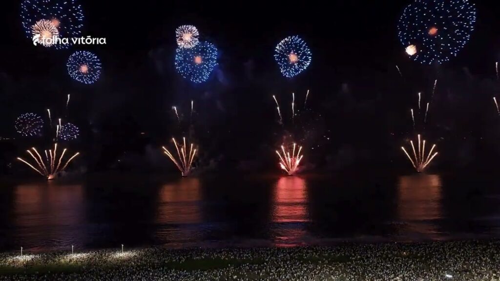 bem-vindo-a-2026!-confira-fotos-e-videos-do-reveillon-em-vitoria