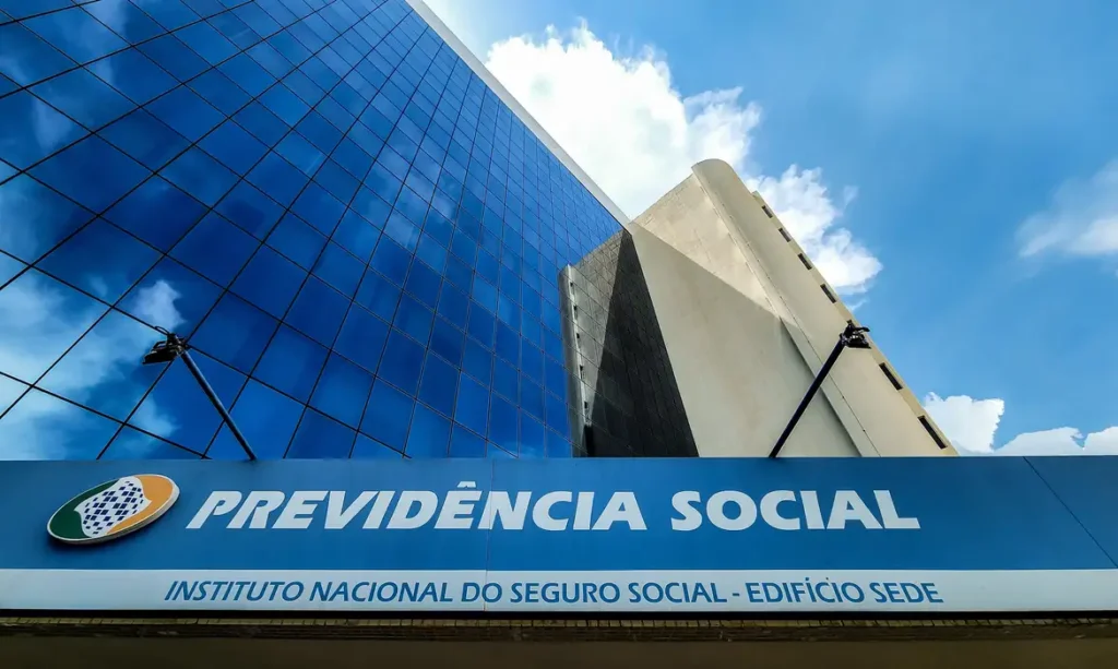 piso-previdenciario-passa-a-ser-de-r$-1.621-e-comeca-a-ser-pago-dia-26-de-janeiro