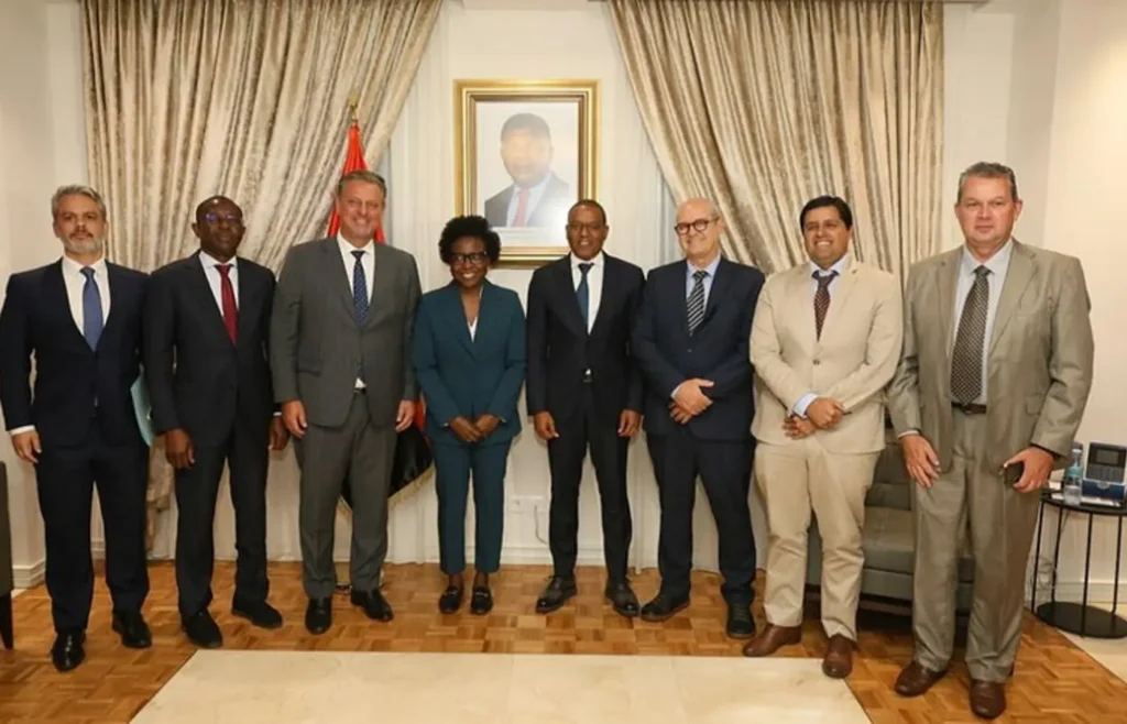 brasil-e-angola-negociam-parceria-agricola-com-apoio-da-ifc