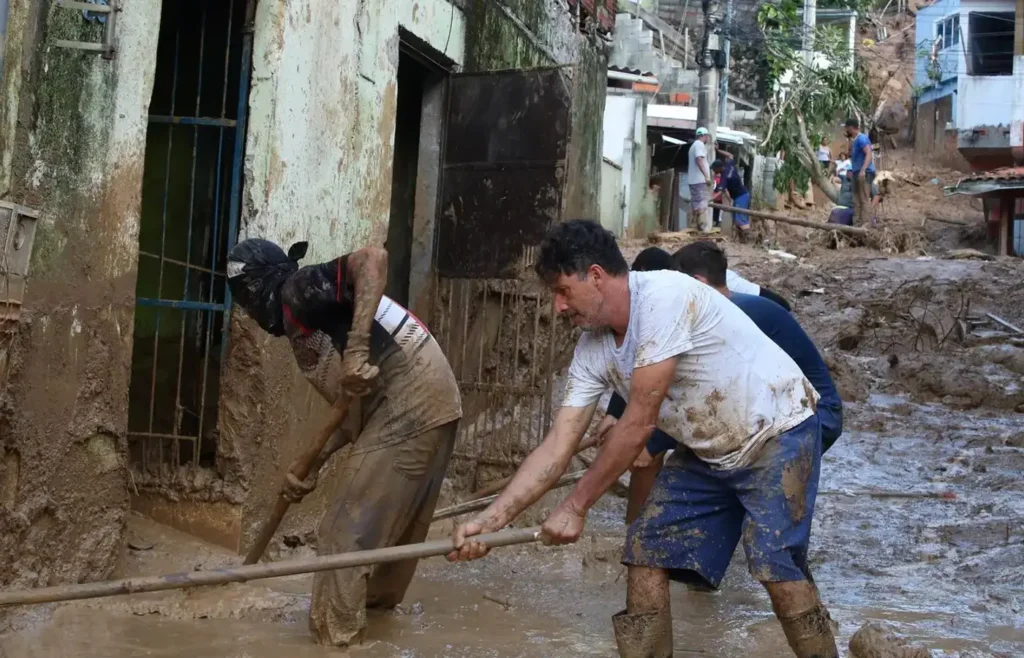 Desastres nos municípios: prejuízos por chuvas de verão já somam R$ 447 milhões desastres-nos-municipios:-prejuizos-por-chuvas-de-verao-ja-somam-r$-447-milhoes