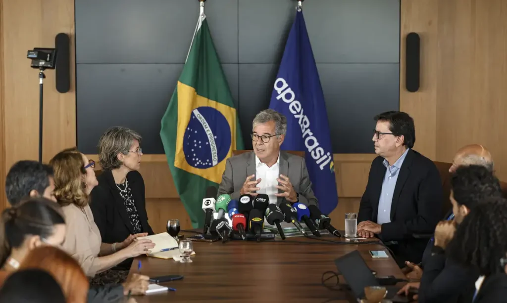 apexbrasil-registra-recorde-de-participacao-em-exportacoes-em-2025