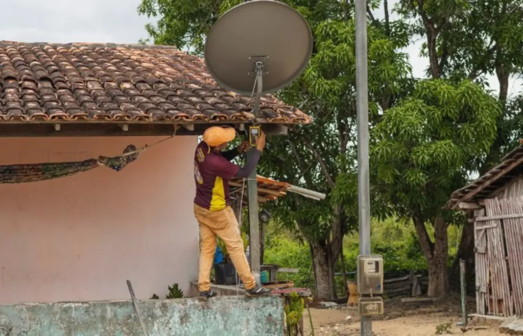 familias-de-minas-gerais-podem-agendar-a-instalacao-de-antenas-parabolicas