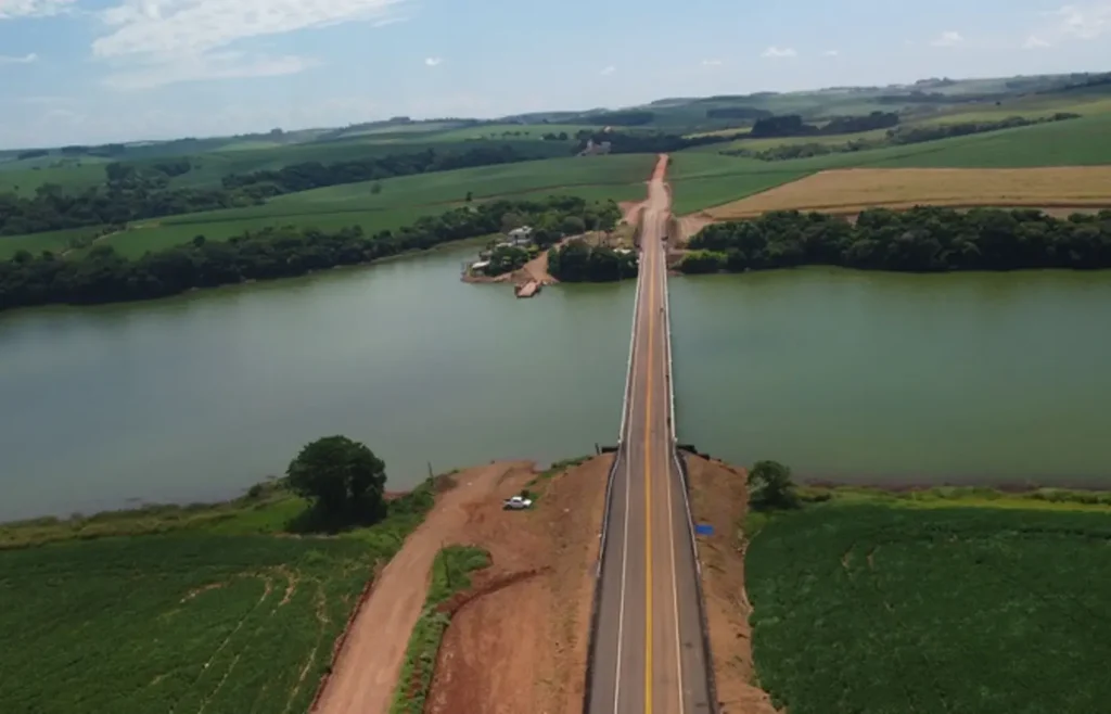 entrega-de-ponte-beneficia-300-mil-pessoas-e-reaproxima-regioes-no-norte-do-rs