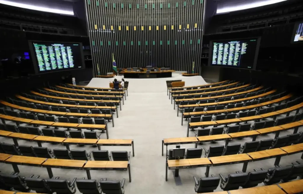 congresso-antecipa-carnaval-e-tera-semana-de-pouca-movimentacao