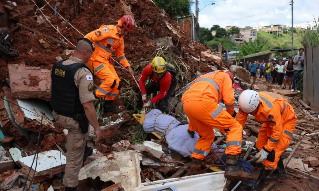 Defesa Civil: prejuízos por chuvas em municípios brasileiros já somam R$ 1,4 bilhão em 2026 defesa-civil:-prejuizos-por-chuvas-em-municipios-brasileiros-ja-somam-r$-1,4-bilhao-em-2026