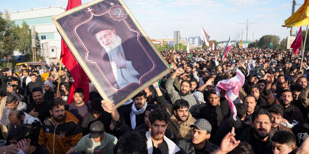 com-morte-de-khamenei,-ira-forma-conselho-de-governo-com-aiatola-arafi