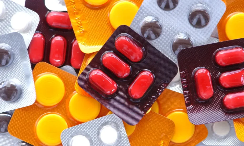 projeto-com-regras-para-o-funcionamento-de-farmacias-em-supermercados-vai-a-sancao-presidencial