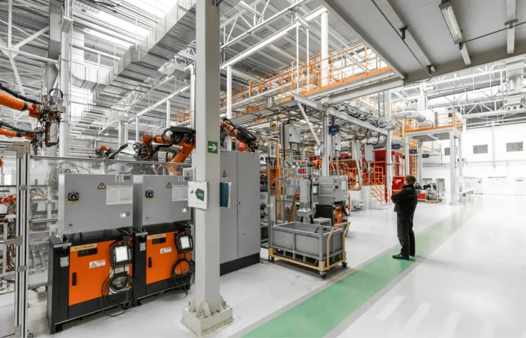 mais-da-metade-da-industria-quer-investir-em-2026,-diz-cni