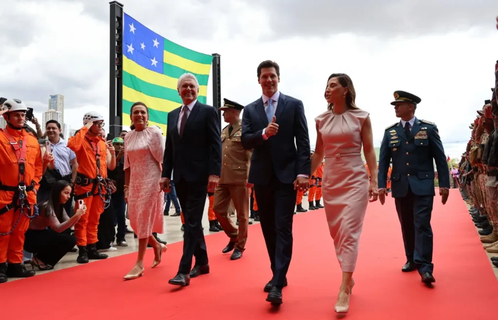 daniel-vilela-assume-governo-de-goias-e-fala-em-continuidade-de-caiado