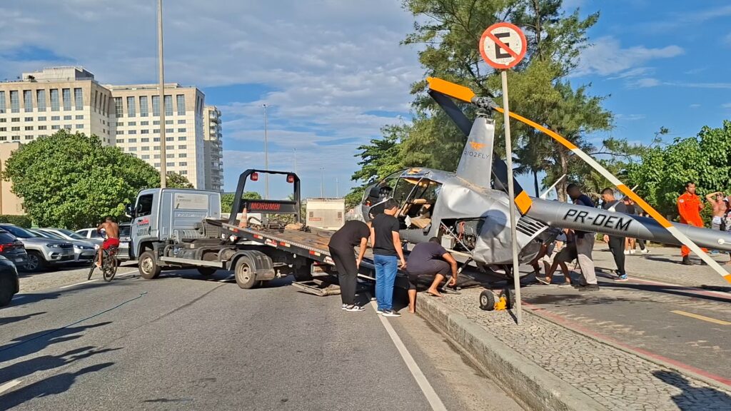 cenipa-investiga-queda-de-helicoptero-no-mar-da-barra-da-tijuca