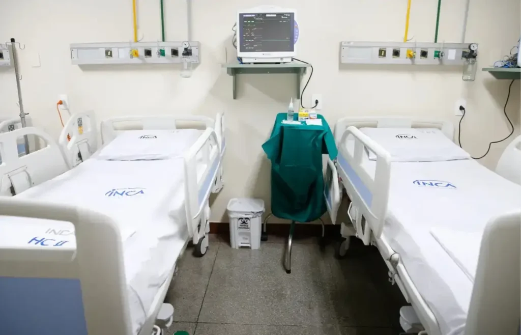 cancer:-inca-estima-781-mil-novos-casos-por-ano-entre-2026-e-2028-no-brasil