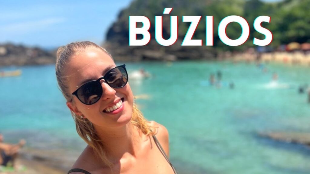 com-23-praias-e-4-selos-internacionais:-a-vila-sem-semaforos-que-virou-o-caribe-fluminense