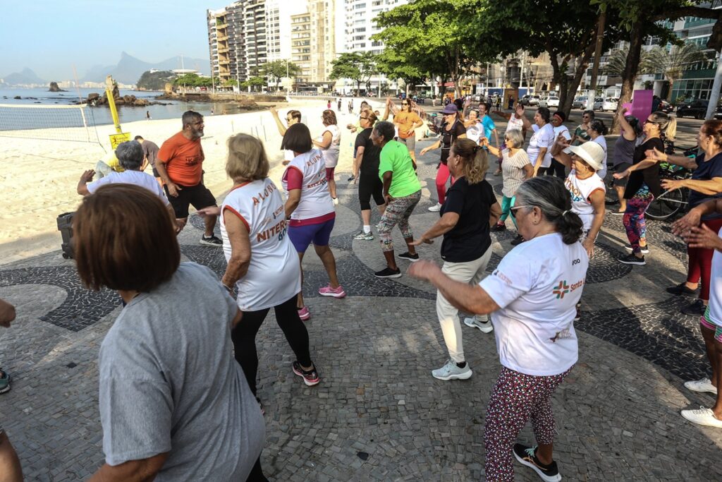 niteroi-transforma-ir-em-protecao-e-dignidade-para-idosos