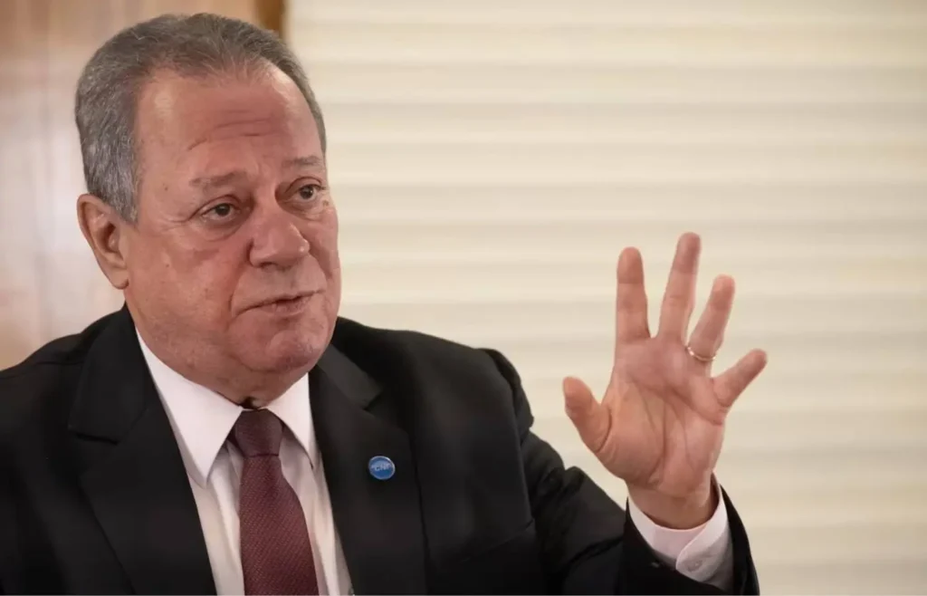reducao-da-jornada-de-trabalho-nao-deve-avancar-sob-pressao-eleitoral,-diz-presidente-da-cni