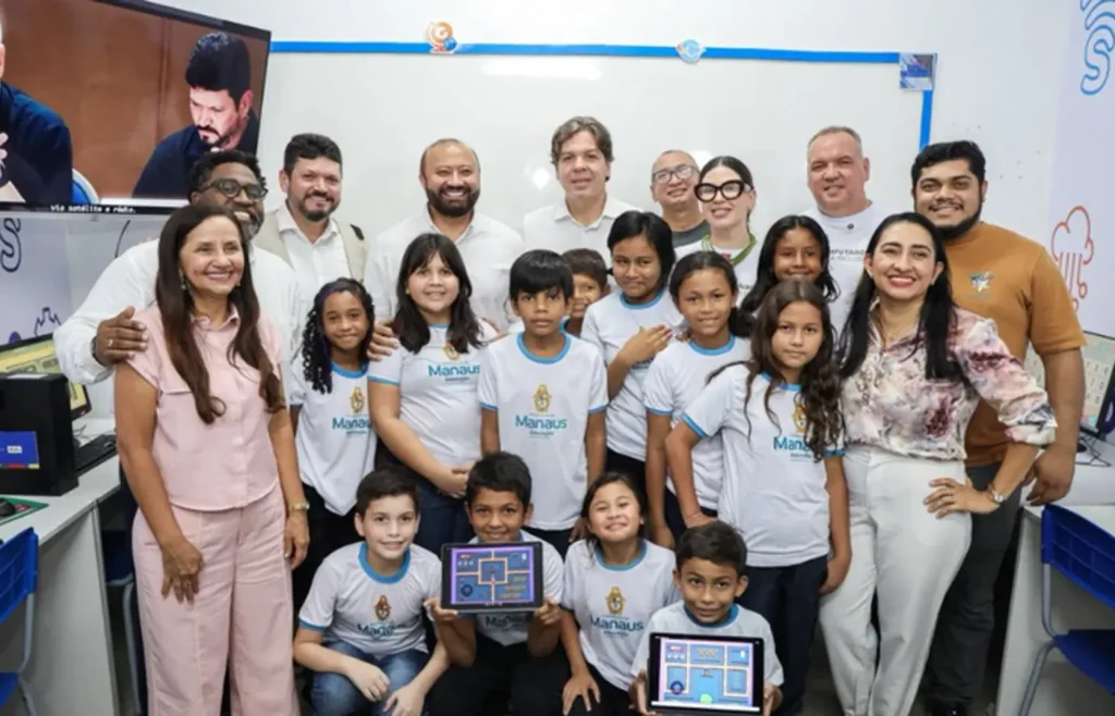 ministerio-inaugura-laboratorio-de-informatica-em-escola-rural-de-manaus-(am)