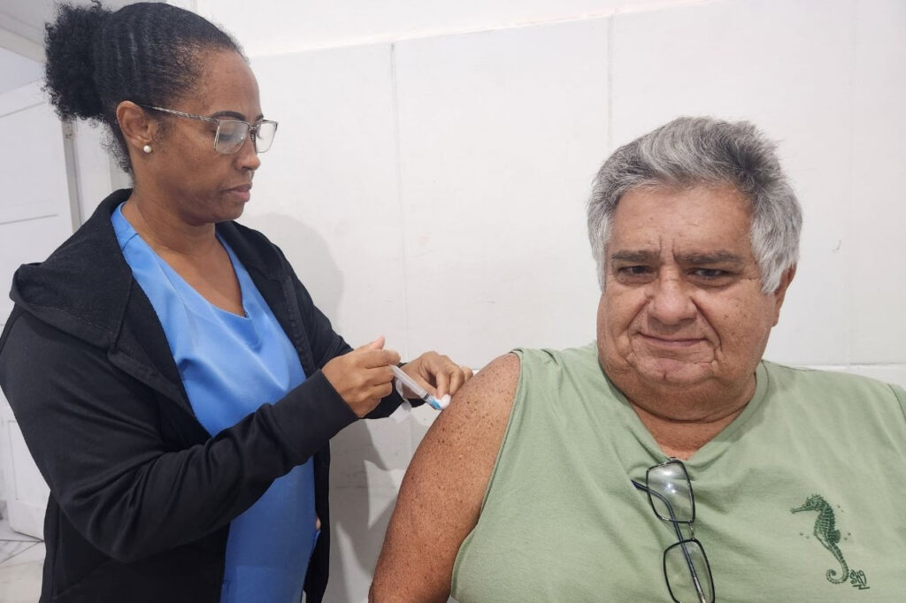 campos-tem-baixa-adesao-a-vacina-da-gripe-e-secretaria-de-saude-faz-apelo-a-grupo-prioritario