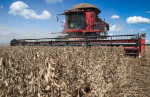 retracao-no-mercado-de-maquinas-mostra-cenario-preocupante-para-o-agro